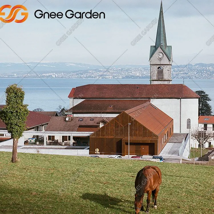 Mur-rideau de la façade de Corten