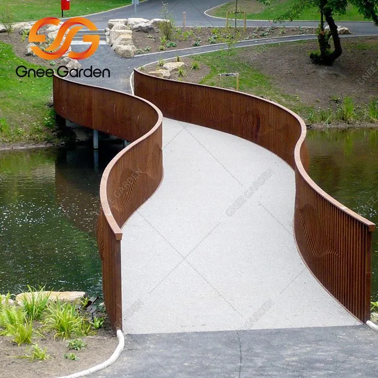 Passerelle en acier corten